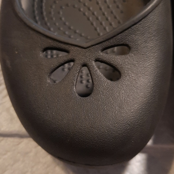 Women's CROCS FLATS - Picture 5 of 6